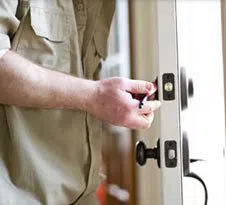 Denver Super Locksmith Denver, CO 303-357-7673 - 15a-Lock-Change